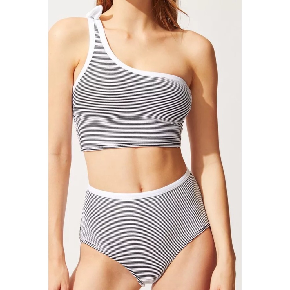 NWOT Solid & Striped The Rooney Two-Piece Swimsuit